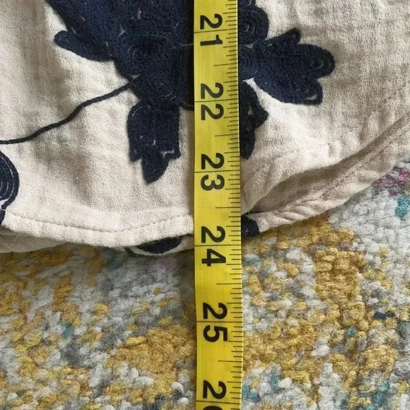 Isabella Sinclair Anthropologie Shadowbloom Embroidered Button Down shirt, sz XS - Picture 7 of 11